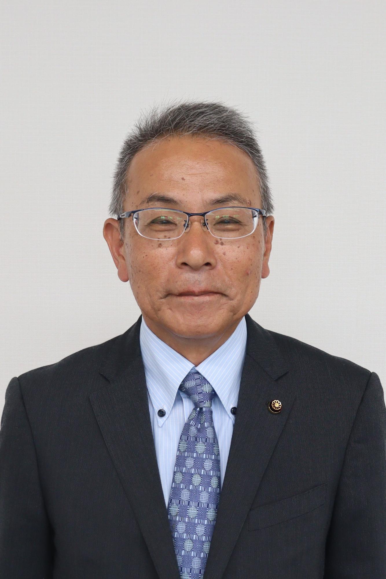山本泰夫議長