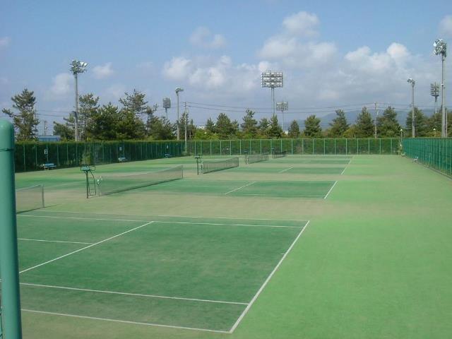 羽咋運動公園テニスコート