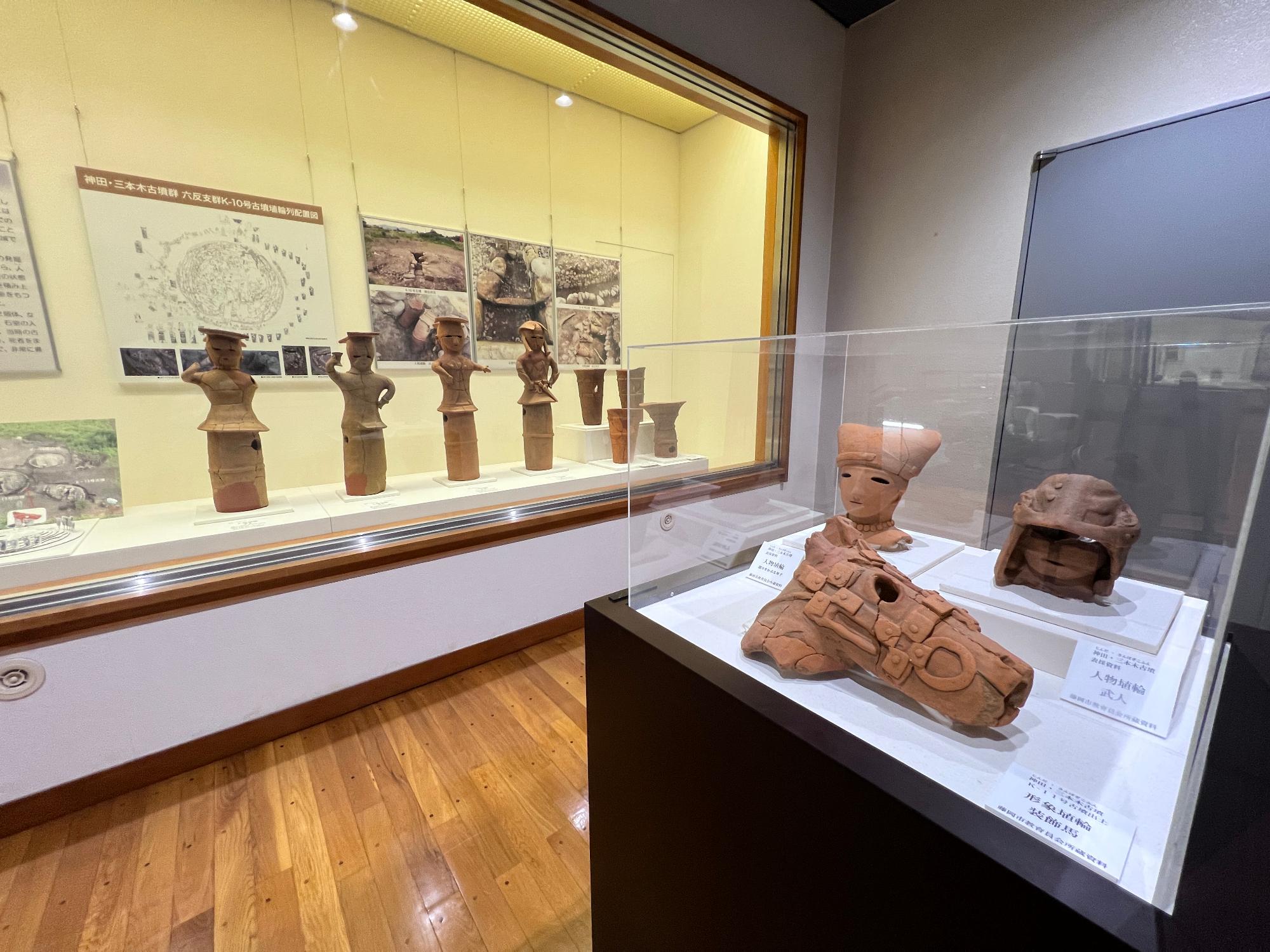 「藤岡市のはにわ」展示の様子02