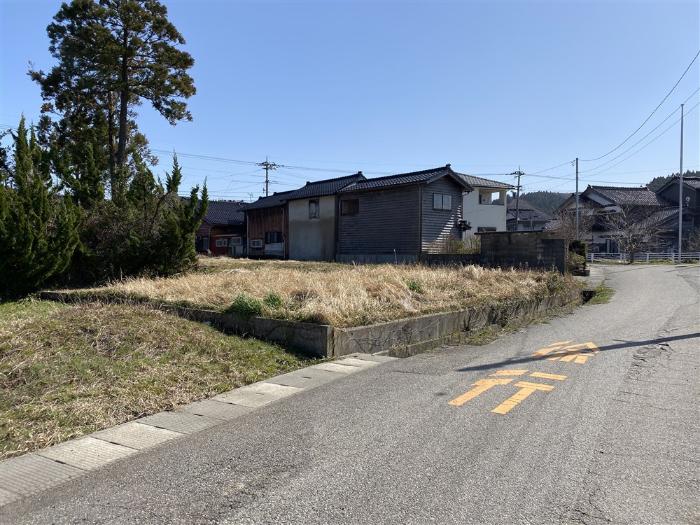  住所： 〒 9250613 飯山町