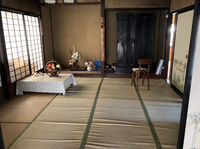 townhouse 住所： 〒 925-0012 千路町