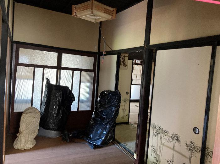 townhouse 住所： 〒 925-0012 千路町