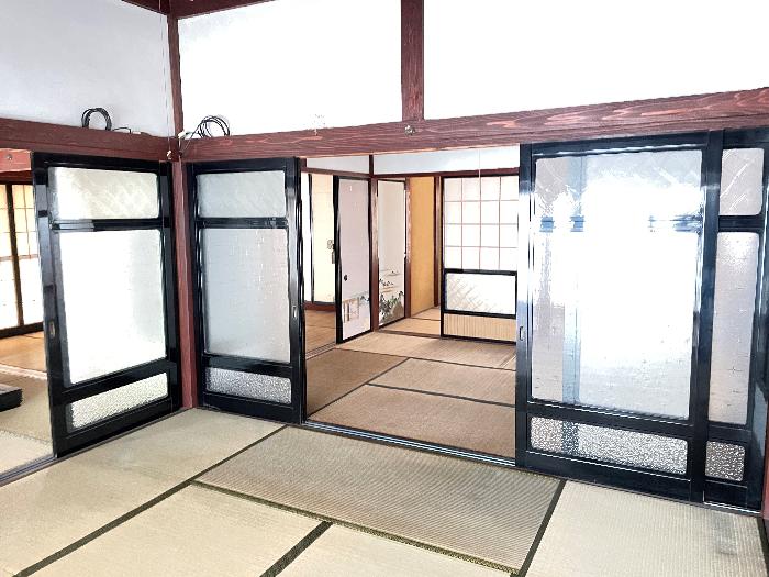 detached 住所： 〒 925-0045 粟生町
