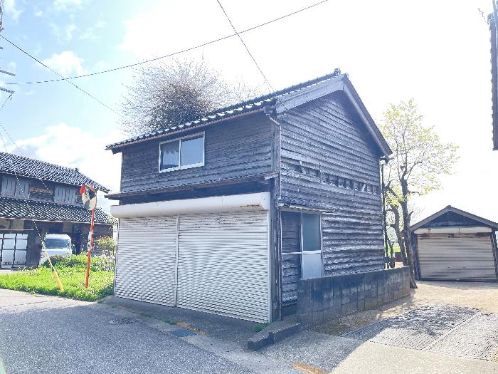 detached 住所： 〒 925-0045 粟生町