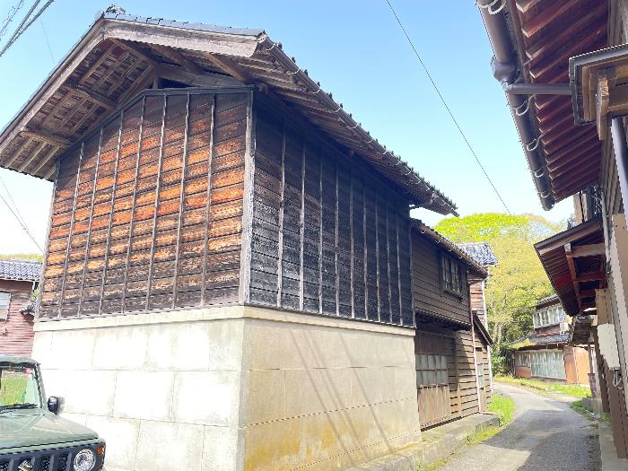 detached 住所： 〒 925-0045 粟生町