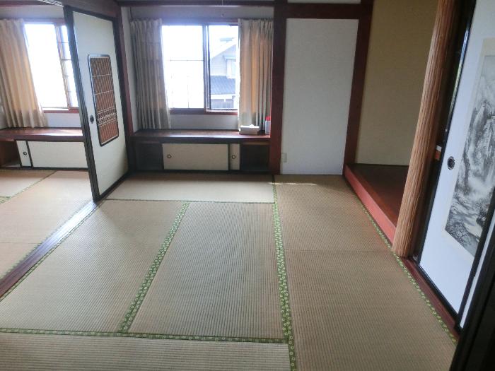 detached 住所： 〒 925-0617 円井町