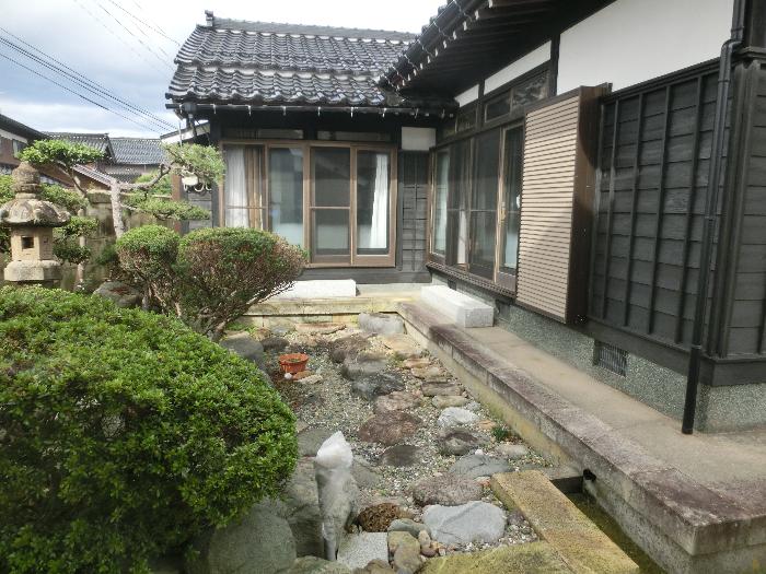 detached 住所： 〒 925-0617 円井町