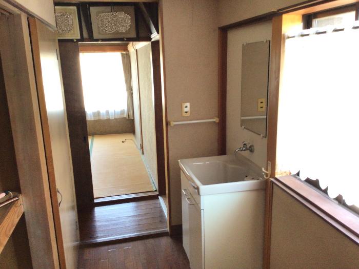 detached 住所： 〒 925-0035 本町