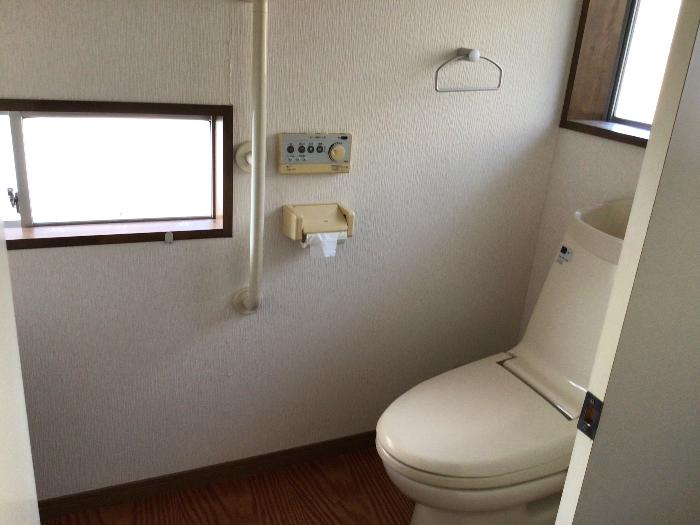 detached 住所： 〒 925-0026 石野町