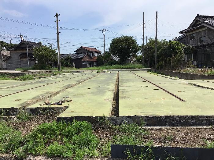  住所： 〒 925-0004 一ノ宮町