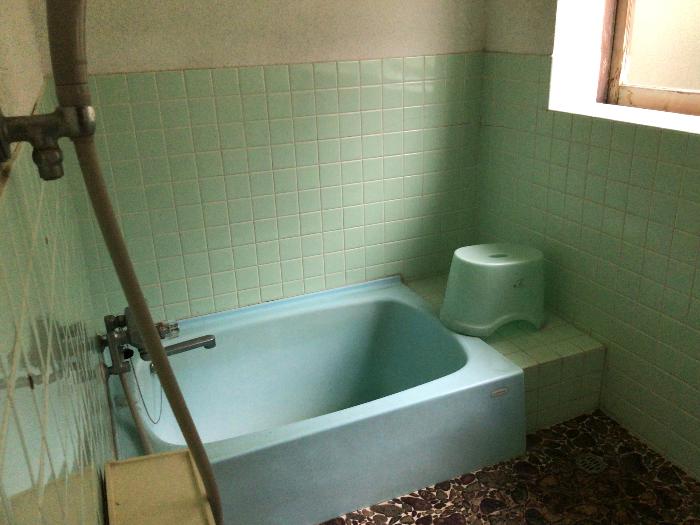 detached 住所： 〒 925-0045 粟生町