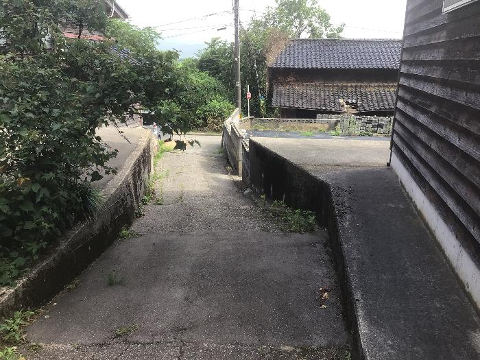  住所： 〒 925-0076 鹿島路町