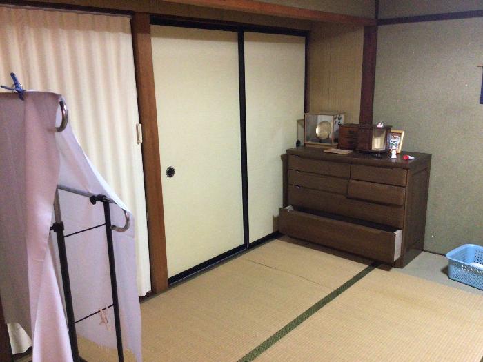 commercial 住所： 〒 925-0033 川原町