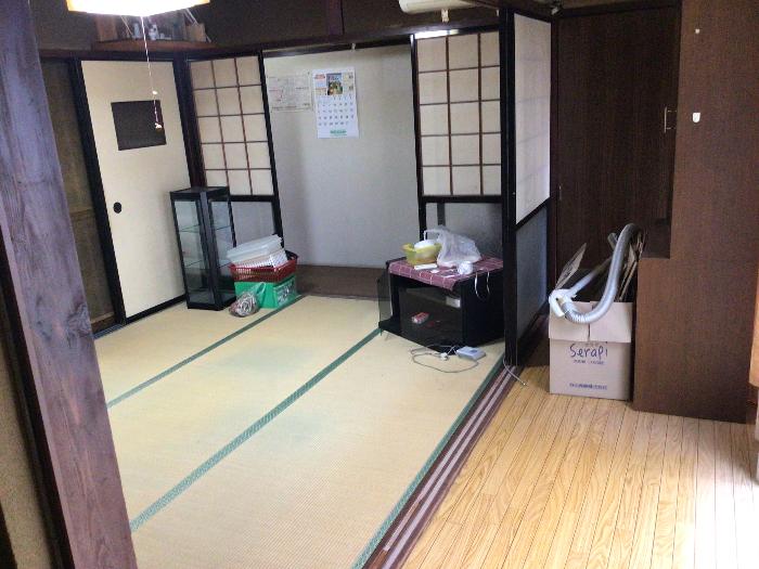 commercial 住所： 〒 925-0033 川原町
