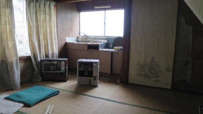 detached 住所：
〒
925-0012
千路町
